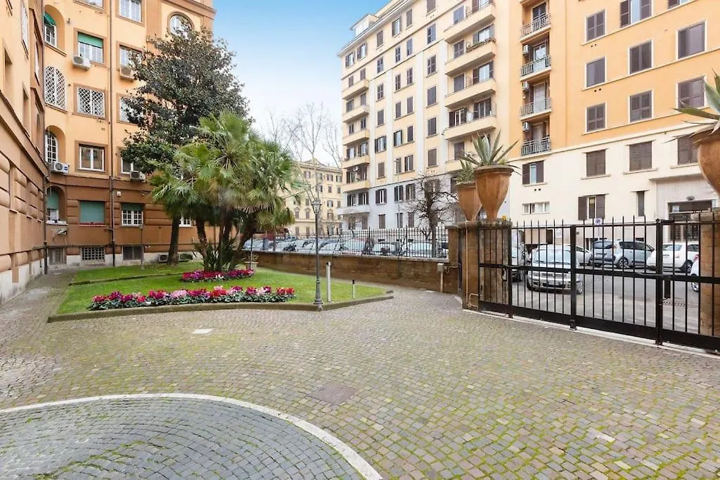 Apartament San Pietro Guest House Rzym
